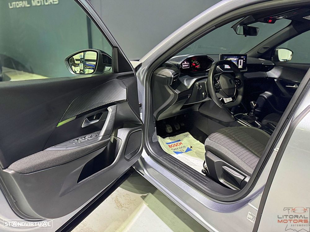 Peugeot 2008 1.2 PureTech SE Style - 13