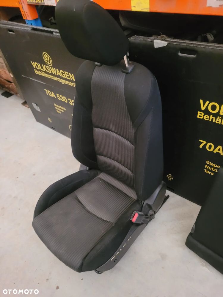 MAZDA 6 / 3 FOTEL / KANAPA - 12