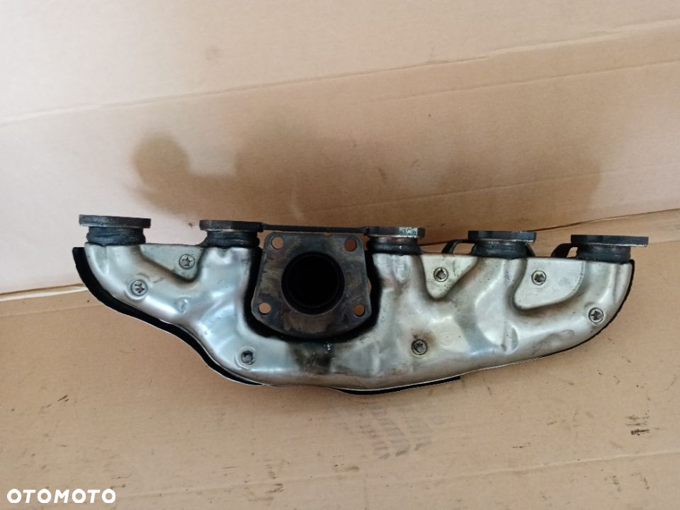Kolektor wydechowy VW Touareg 2.5 TDI 070253017 - 5