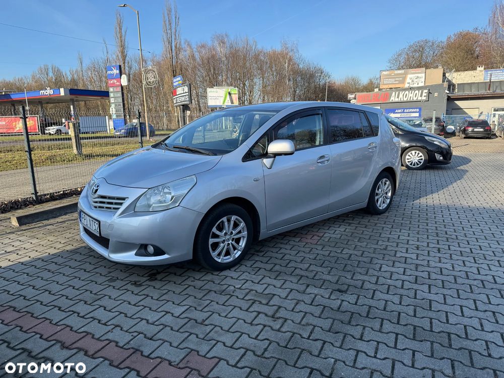 Toyota Verso 2.0 D-4D Sol - 9