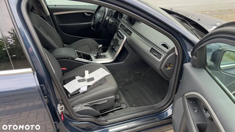Volvo V70 D4 Kinetic - 19