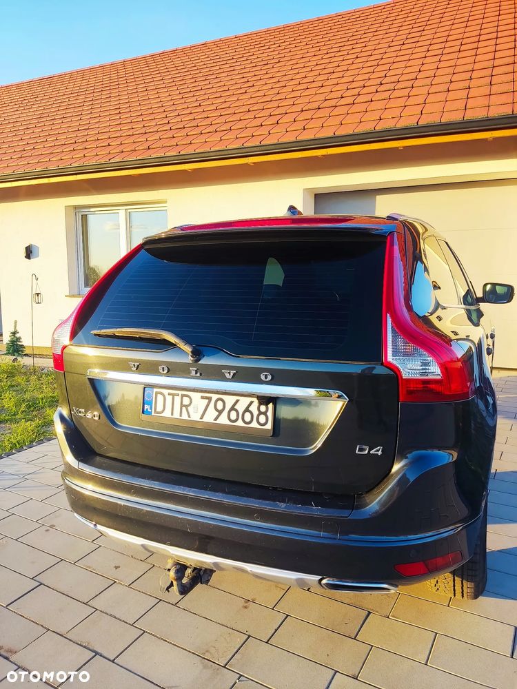 Volvo XC 60 D4 Geartronic Momentum - 9