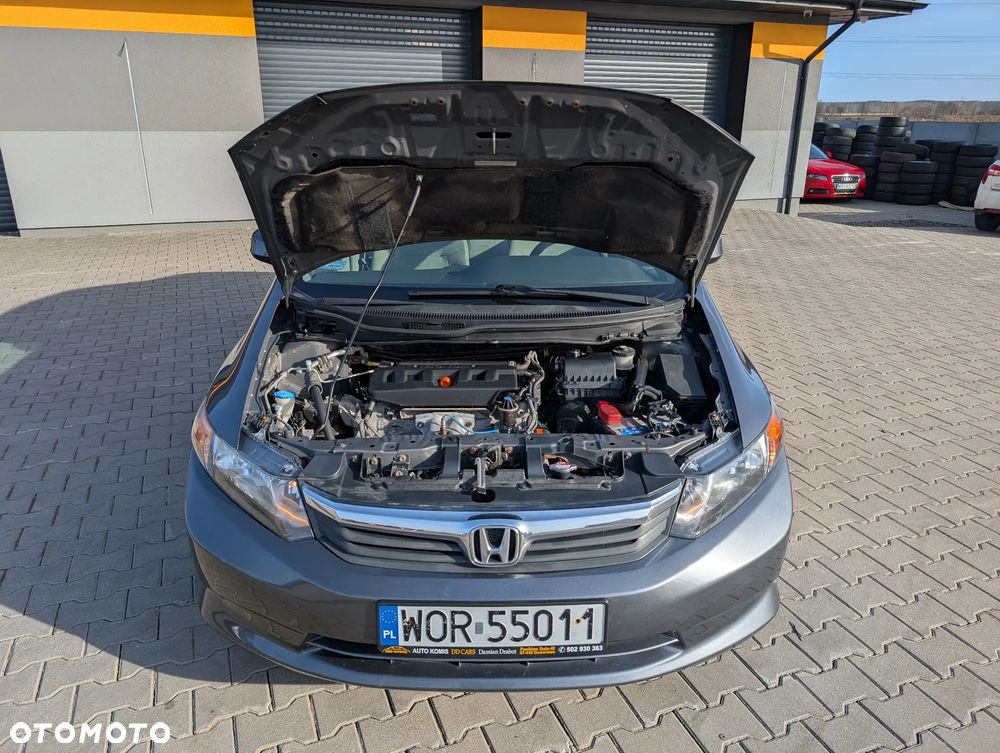 Honda Civic 1.8 Executive i-SHIFT - 18