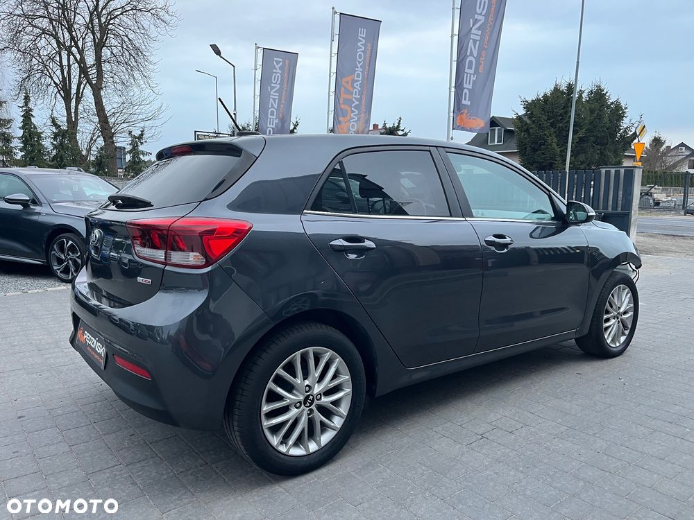 Kia Rio - 6