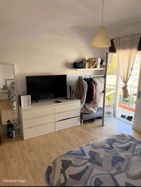 Apartamento T3  em Flamenga, Santo António dos Cavaleiros. - Grande imagem: 4/11