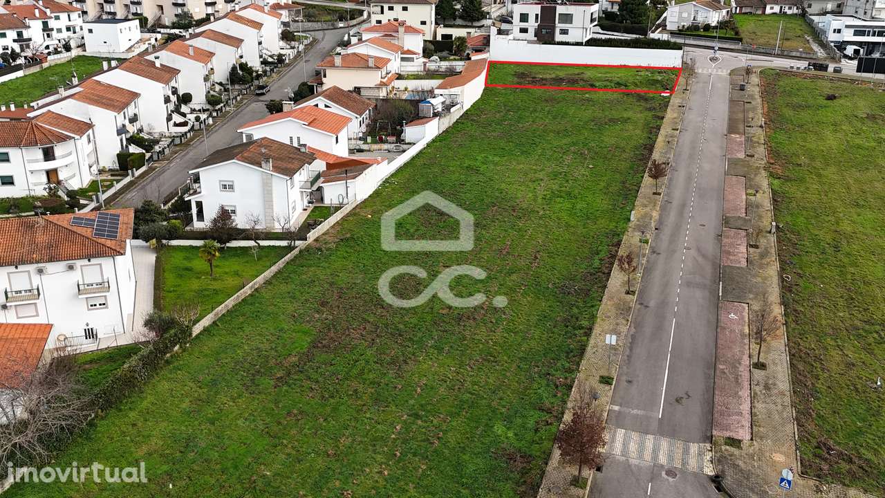 Lote de terreno destinado à construção de moradia, situado em uma loca - Grande imagem: 4/15