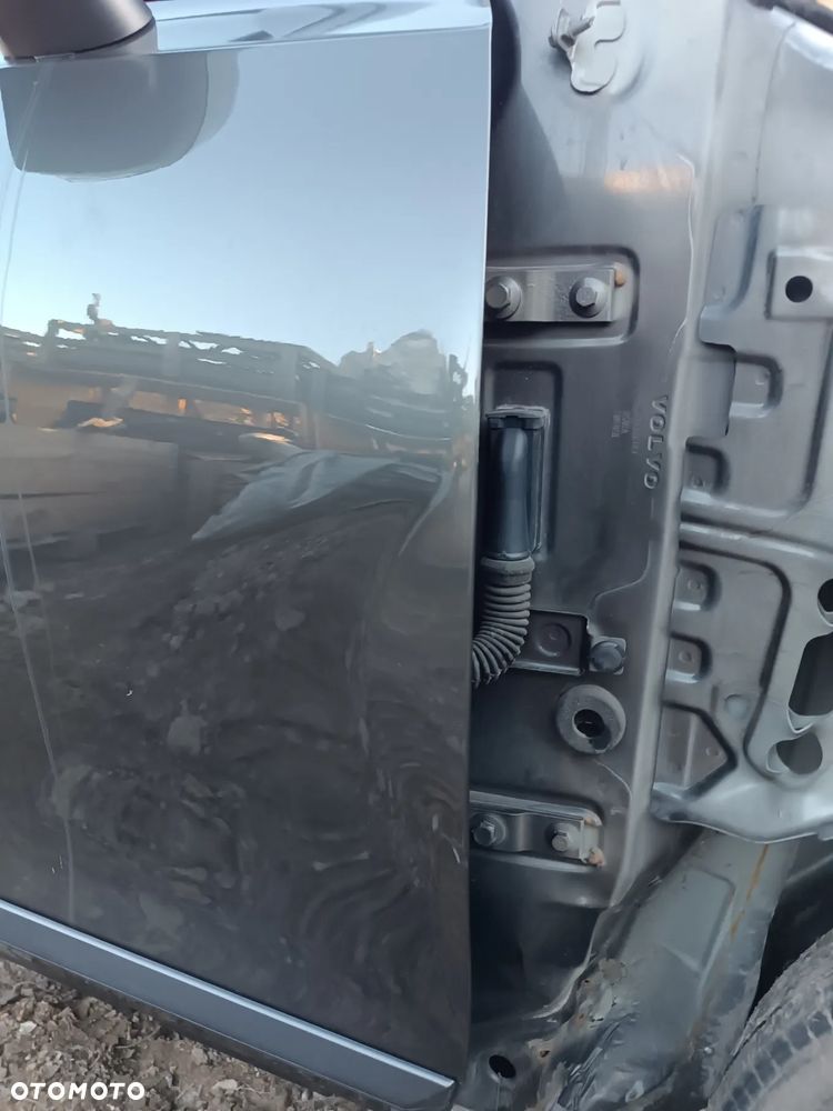 VOLVO V90 CROSS COUNTRY NA CZĘŚCI ĆWIARTKA BŁOTNIK POSZYCIE LAKIER 724 KLAPA ZDERZAK - 20