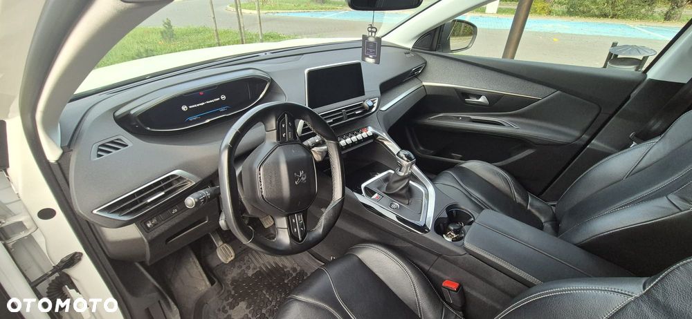 Peugeot 3008 1.5 BlueHDi Active S&S - 16