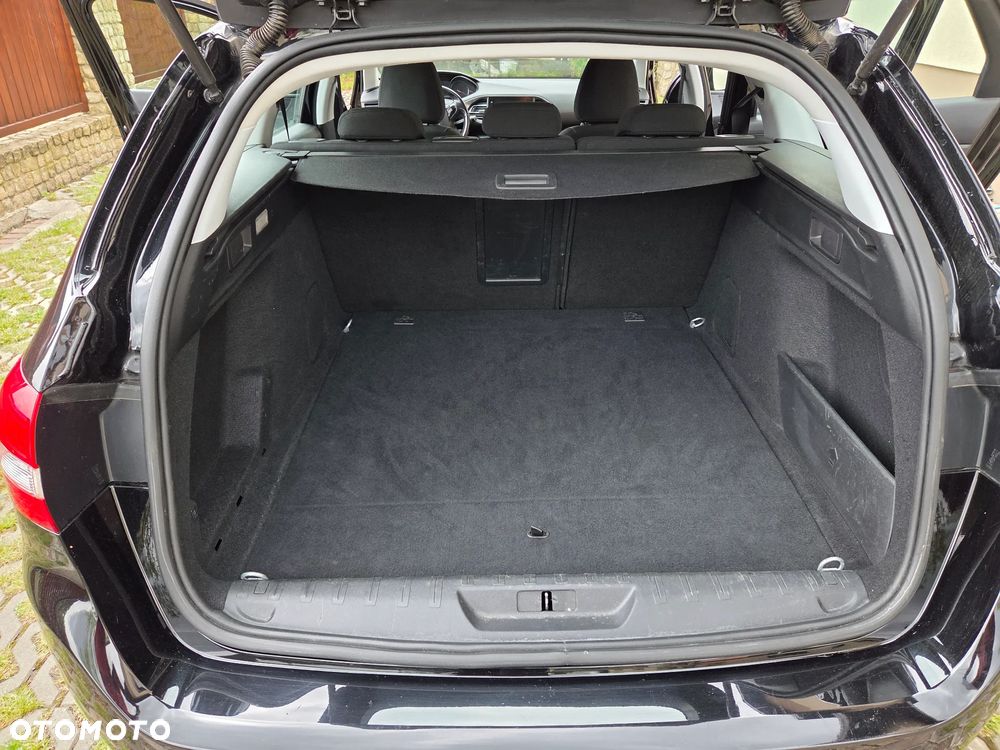Peugeot 308 BlueHDi 130 Stop & Start Style - 11
