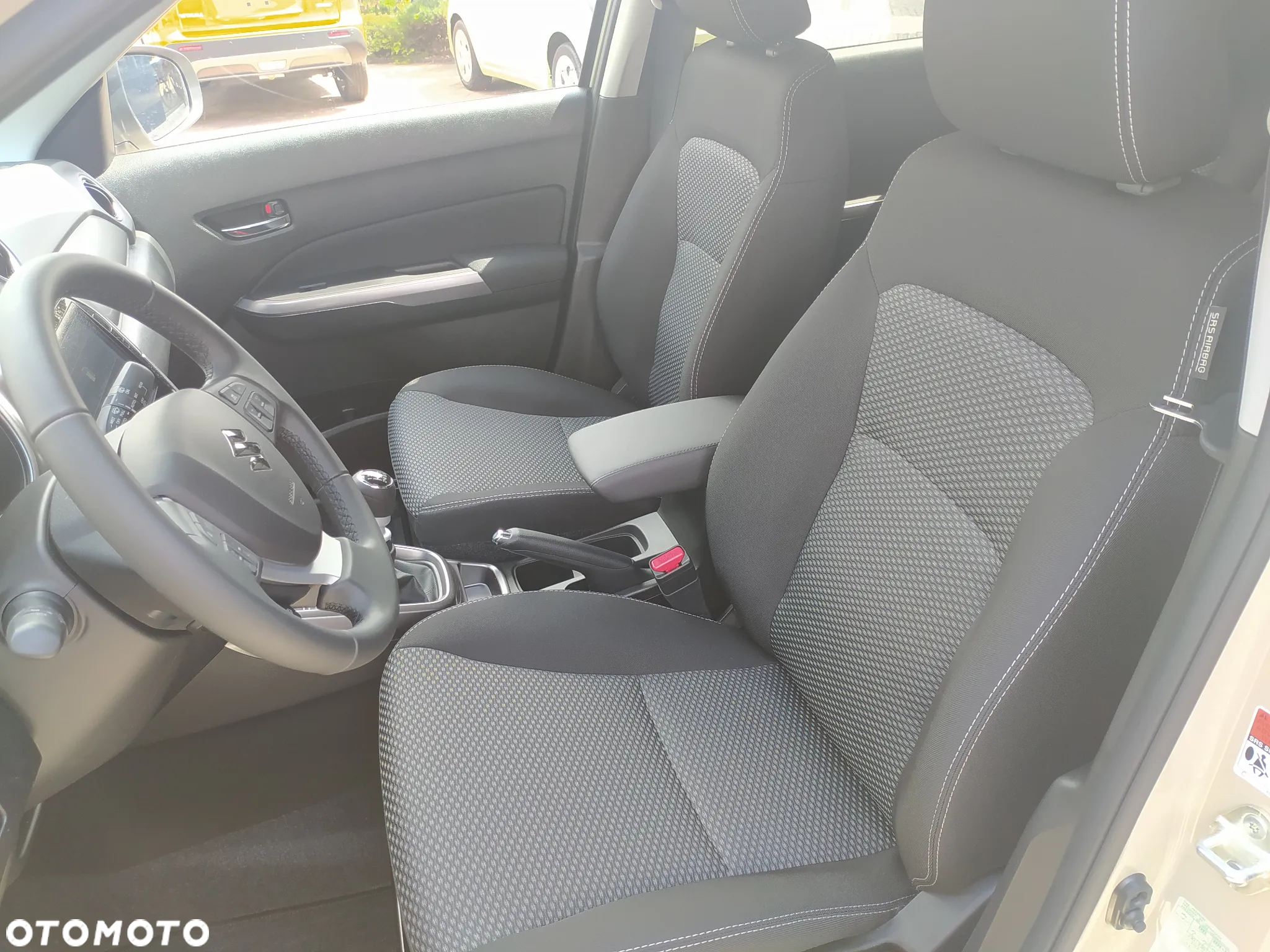 Suzuki Vitara 1.4 Boosterjet mHEV Premium Plus 2WD - 24