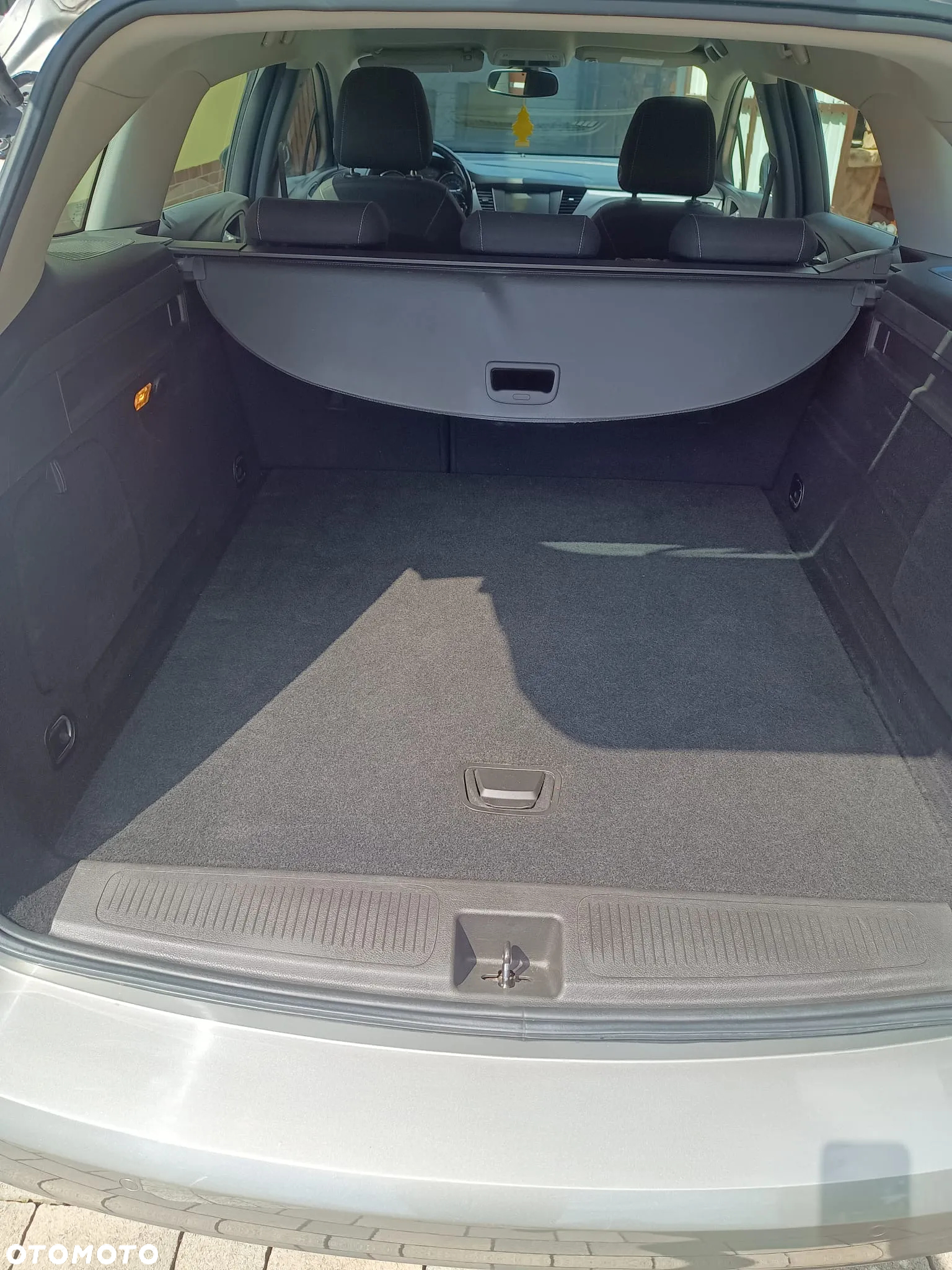 Opel Astra V 1.4 T Dynamic - 11