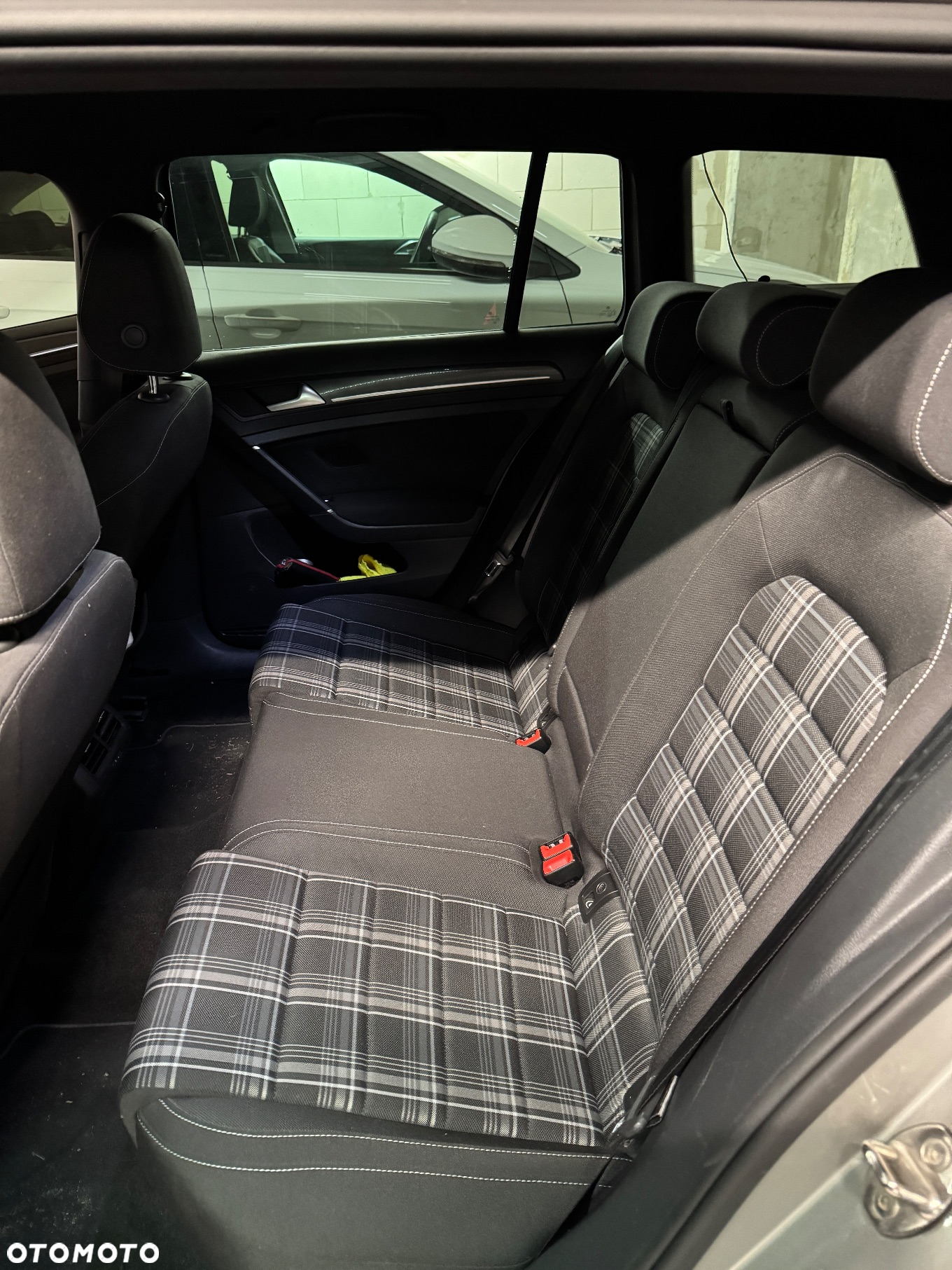Volkswagen Golf VII 2.0 TDI BMT GTD DSG - 7
