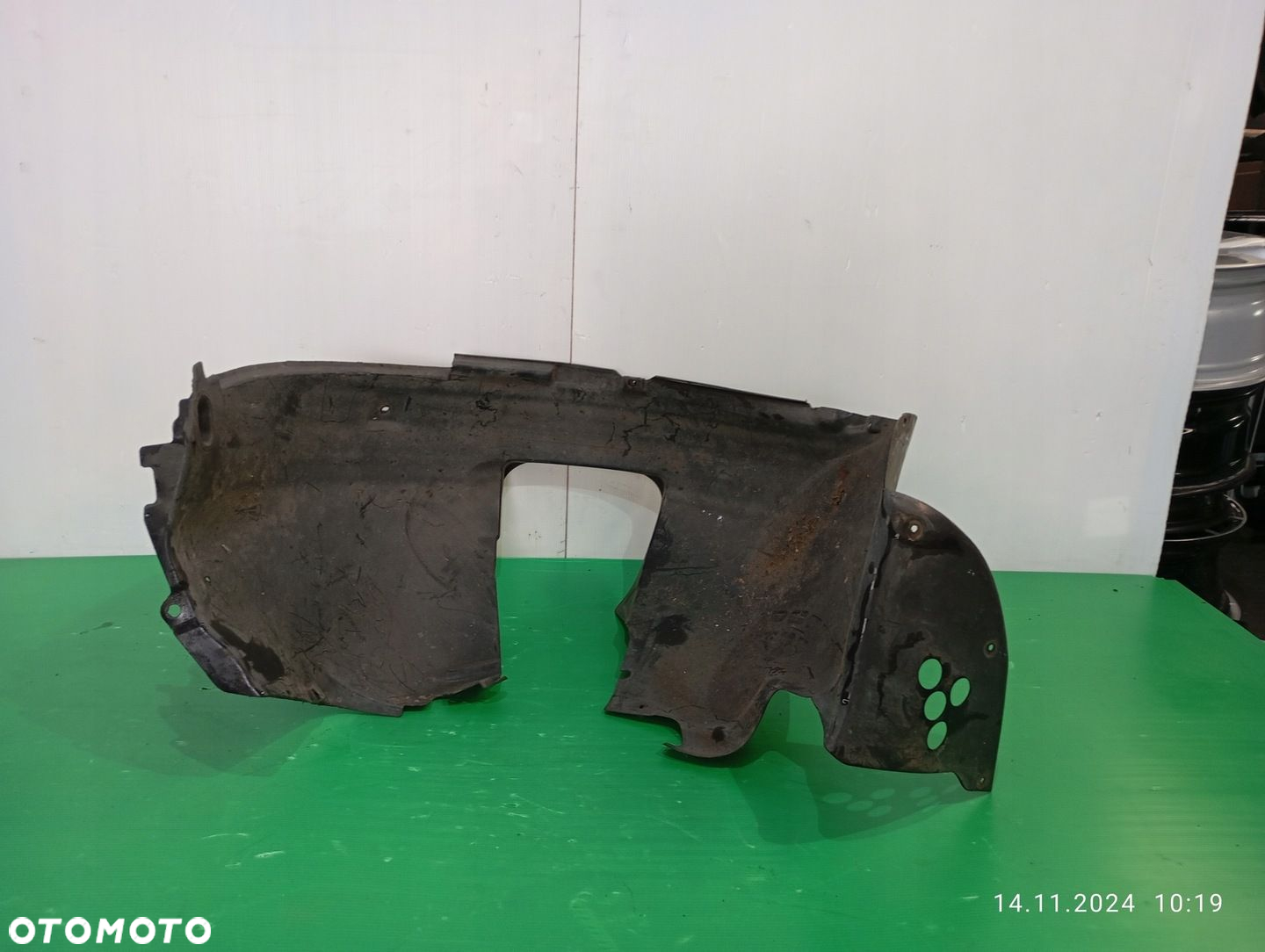 NADKOLE PRAWY PRZÓD PRZEDNIE VW TRANSPORTER T5 7H0809962 - 4