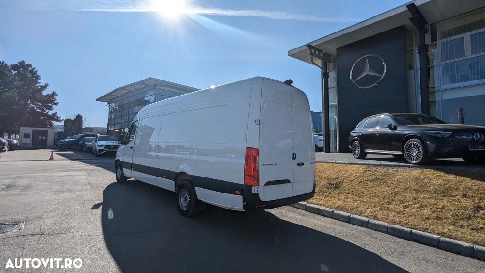 Mercedes-Benz SPRINTER - 4