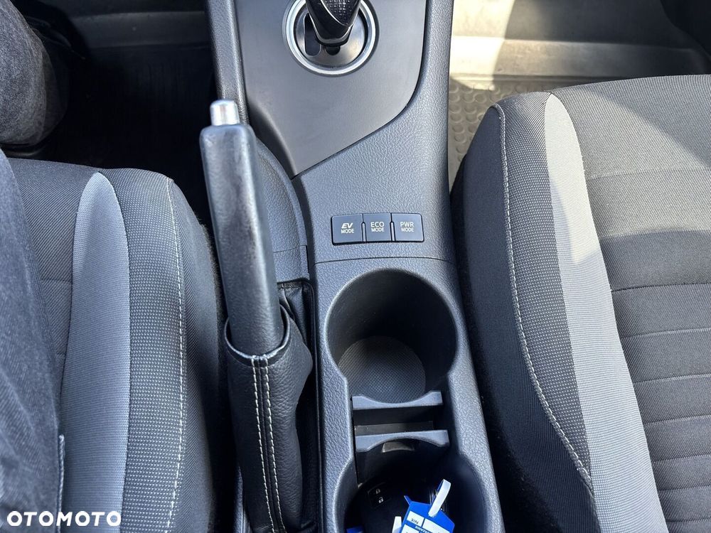 Toyota Auris - 31