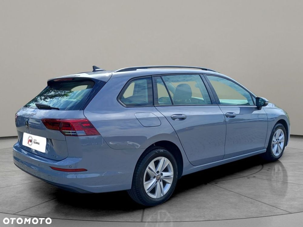 Volkswagen Golf - 6