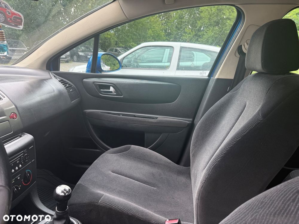Citroën C4 1.6 HDi My Way - 7
