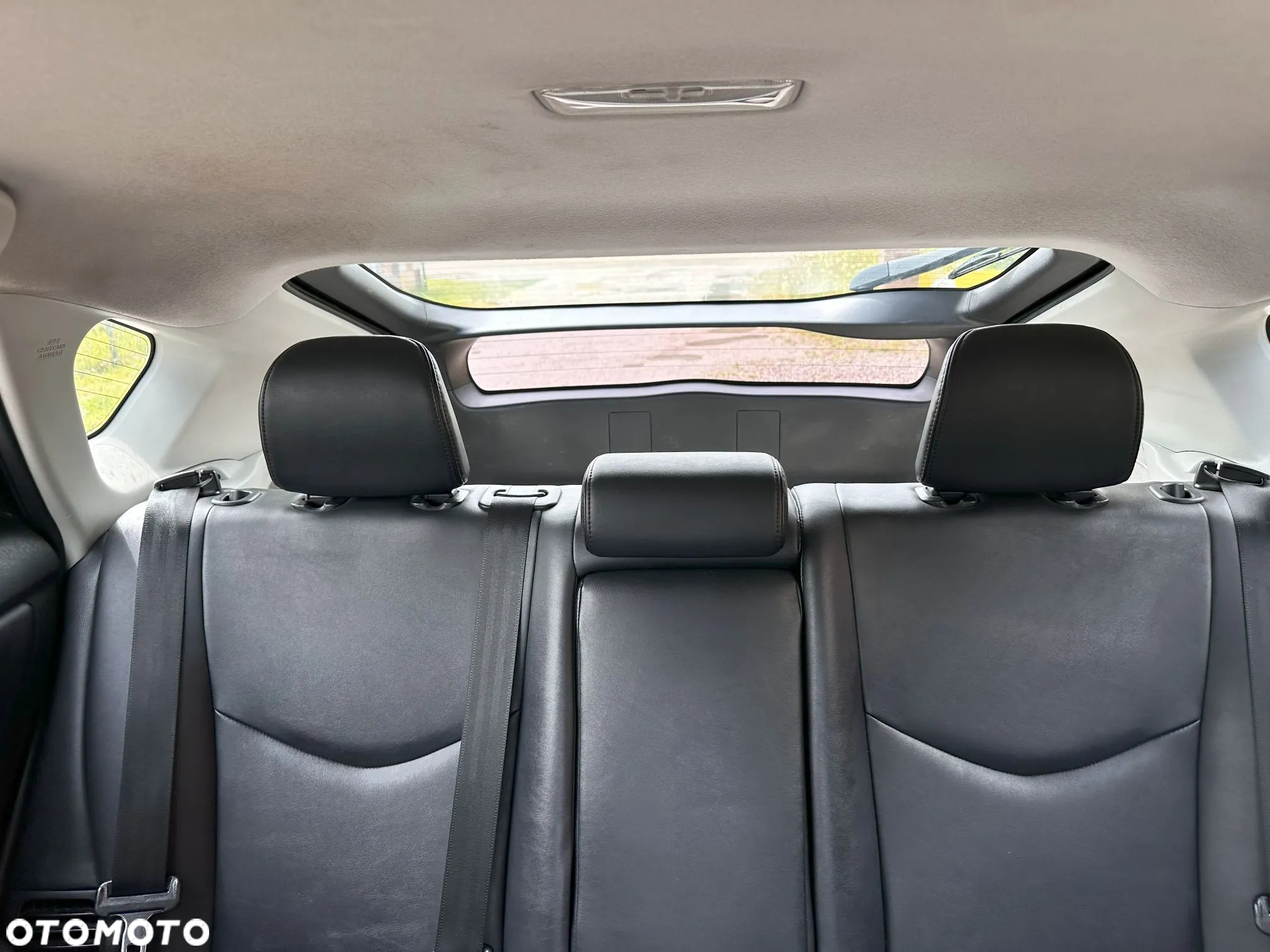 Toyota Prius - 12