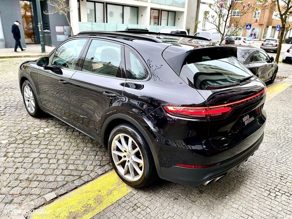 Porsche Cayenne S - 9