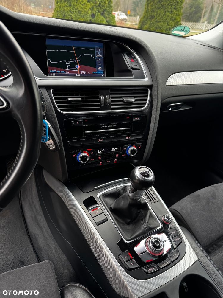 Audi A4 Avant 2.0 TDI DPF S line Sportpaket - 12