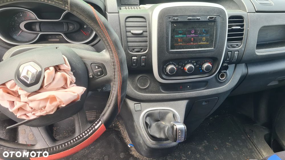 Renault Trafic - 10