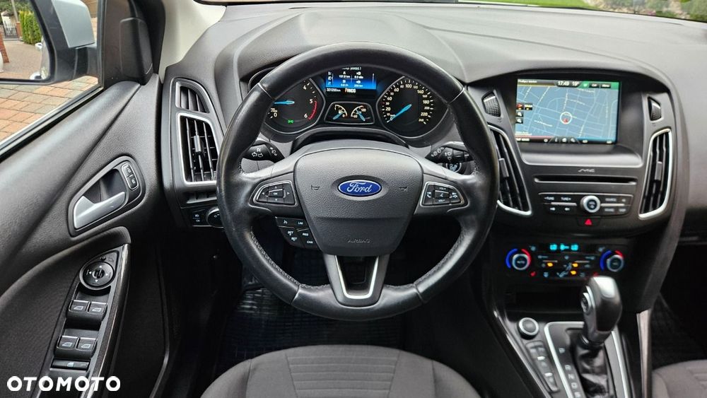 Ford Focus - 17