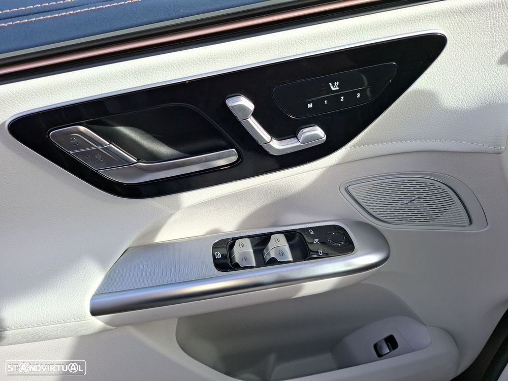 Mercedes-Benz EQE SUV 350+ - 19