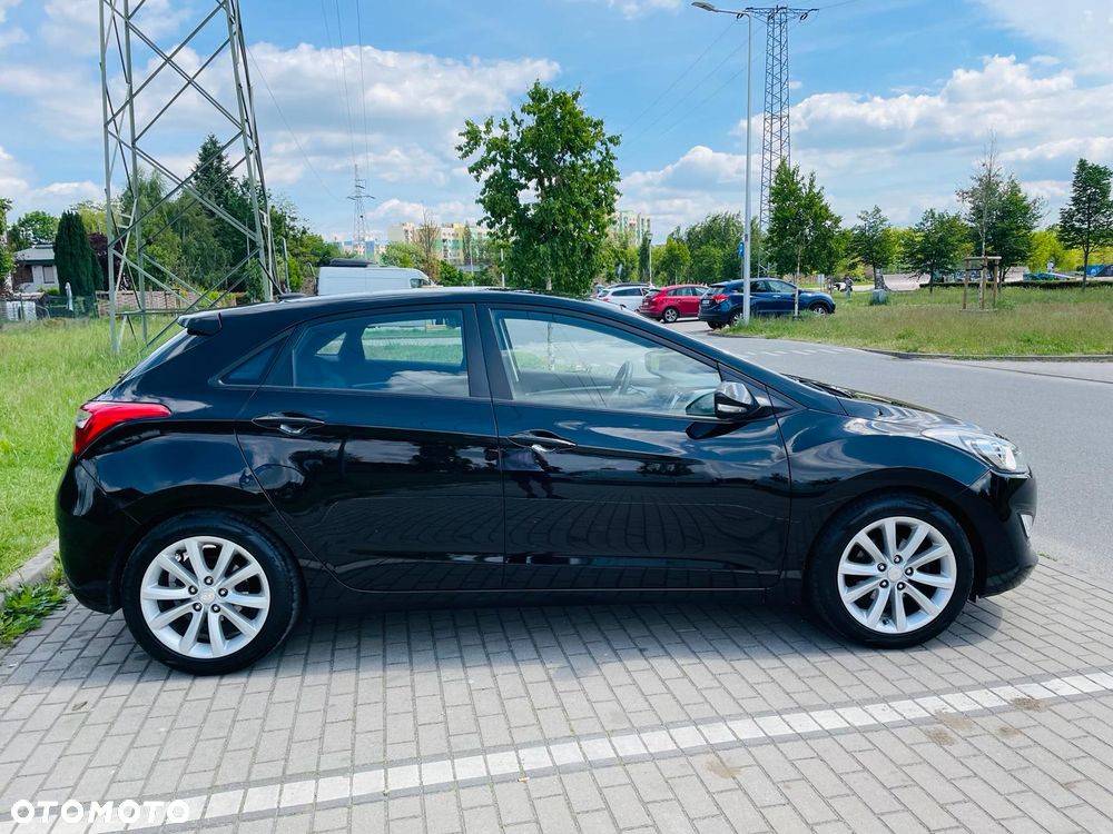 Hyundai i30 blue 1.4 Classic Navigation - 6