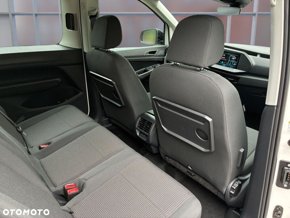 Volkswagen Caddy Maxi 2.0 TDI DSG - 18