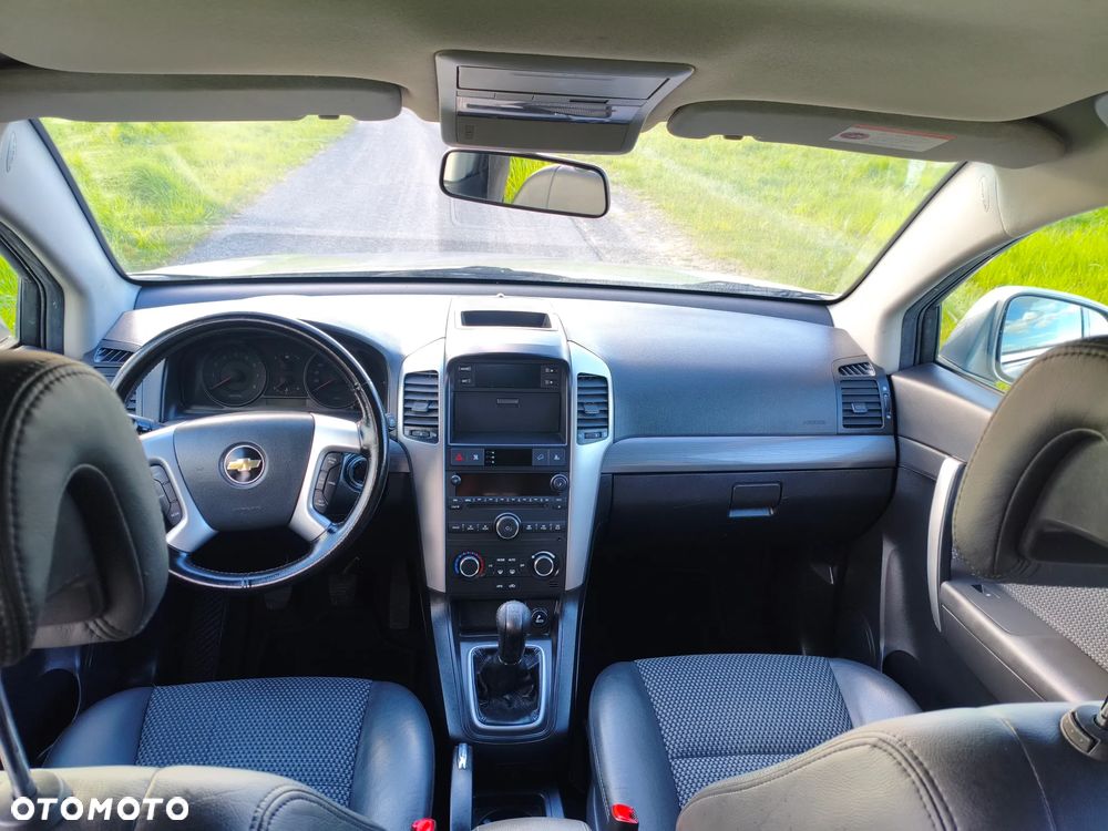Chevrolet Captiva 2.4 2WD 7 Sitzer LS - 13