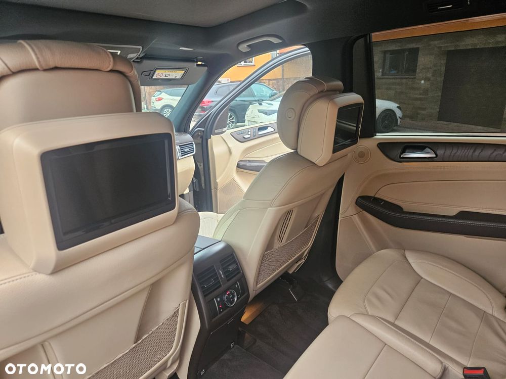 Mercedes-Benz GLS - 8