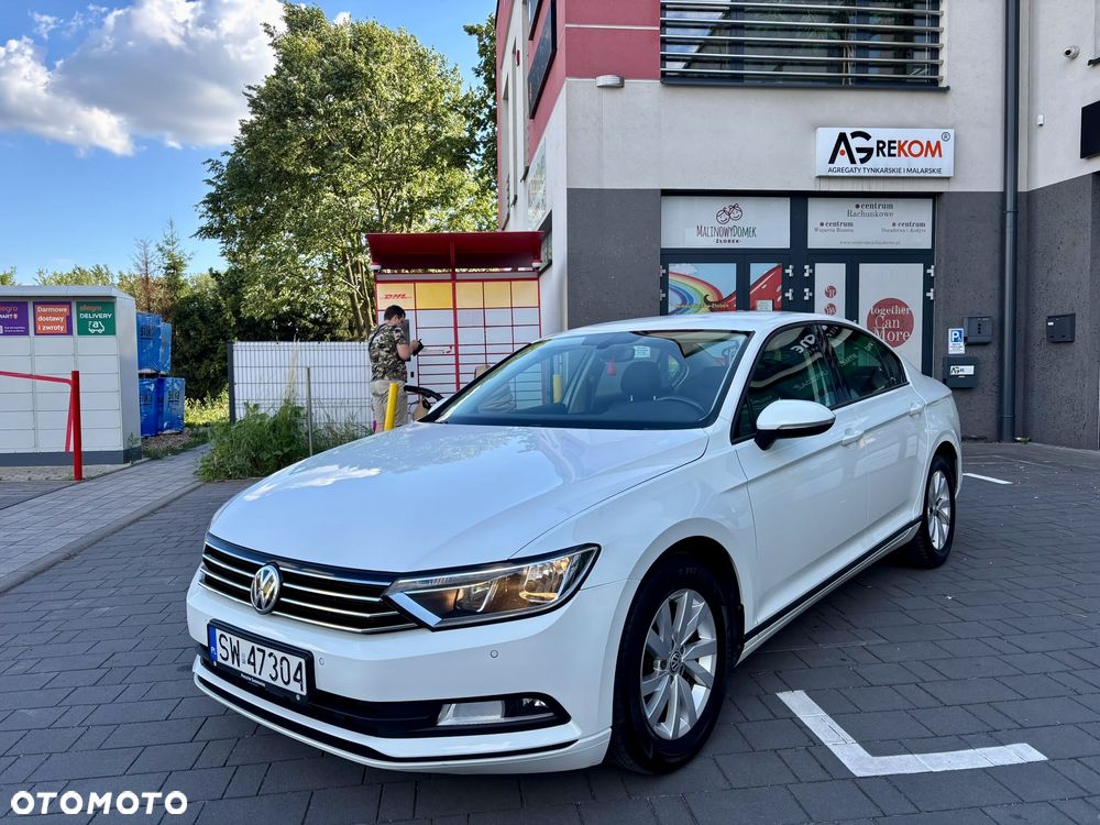 Volkswagen Passat 1.6 TDI BMT City - 11