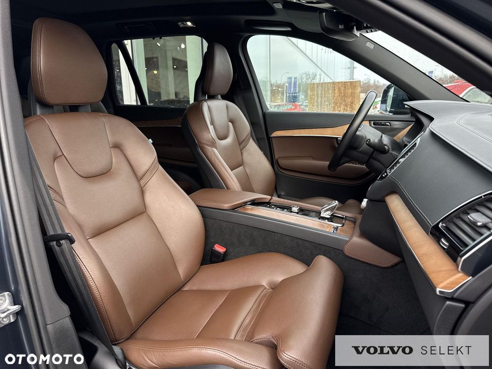 Volvo XC 90 - 18