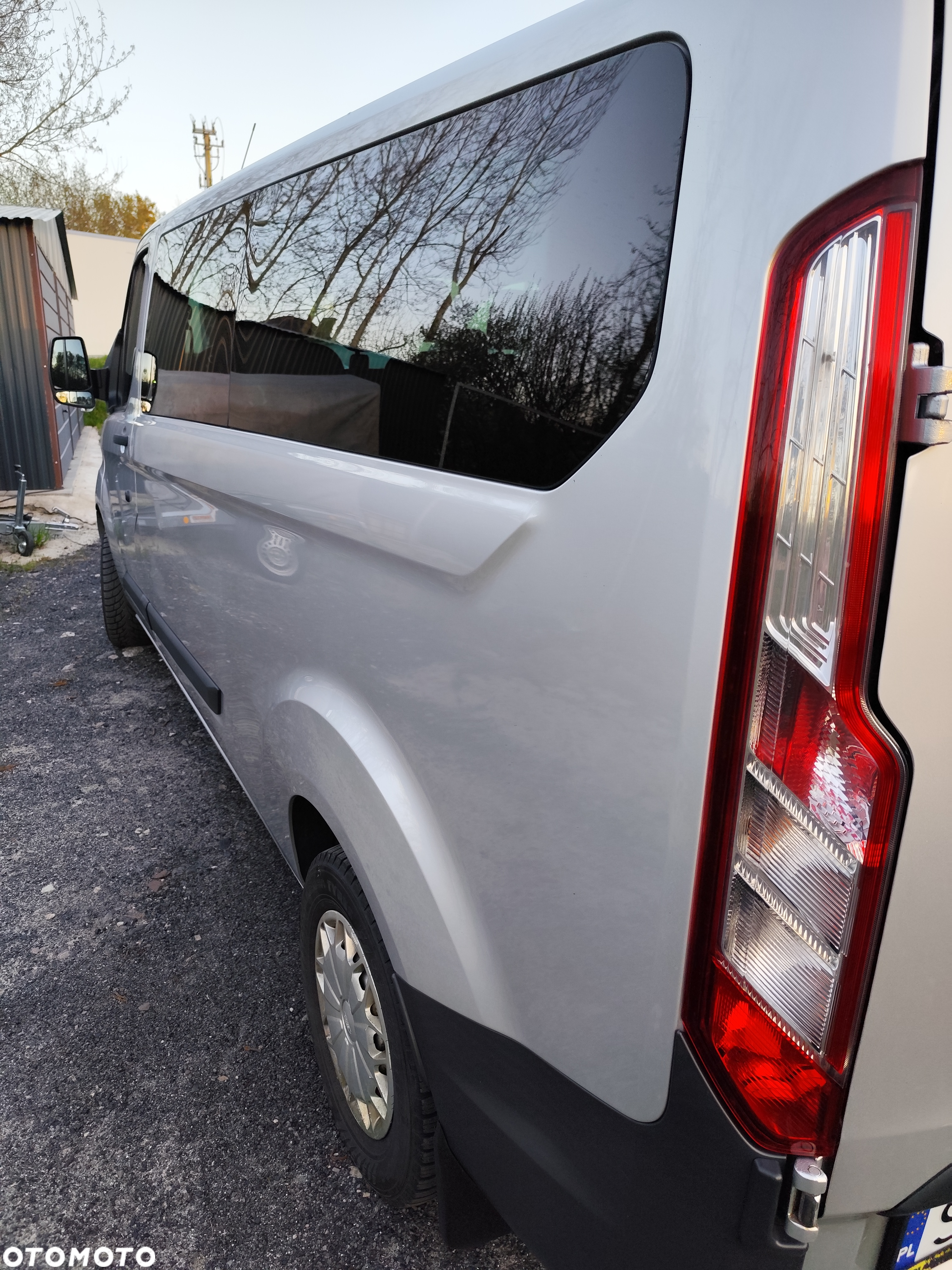 Ford Transit Custom 310 L2H1 Limited - 4