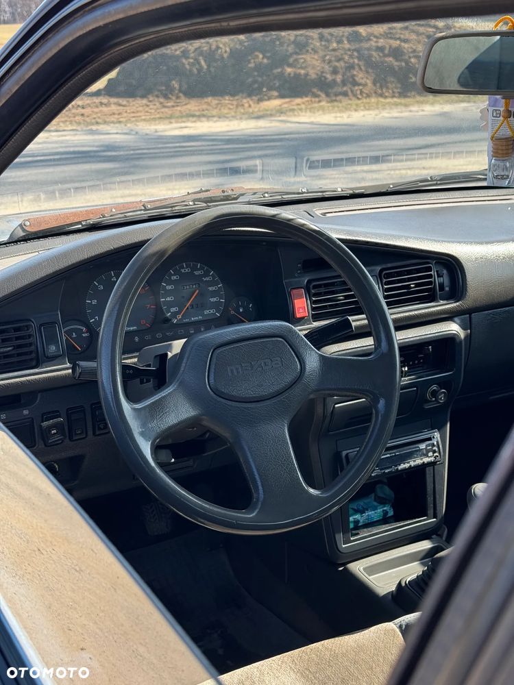Mazda 626 2.0i GLX - 13