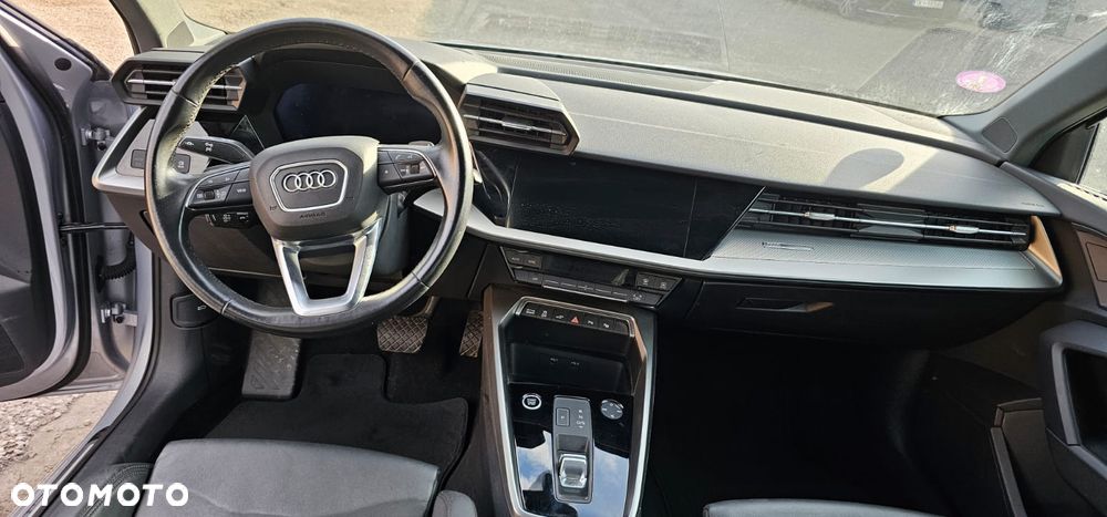 Audi A3 Sportback 1.4 TFSI E-tron Attraction e-S tronic - 9