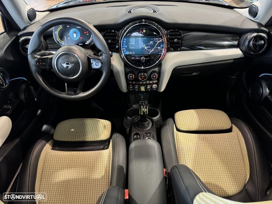 MINI 3 Portas Cooper SE Premium P. Classic - 26