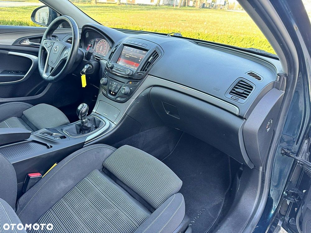 Opel Insignia - 11