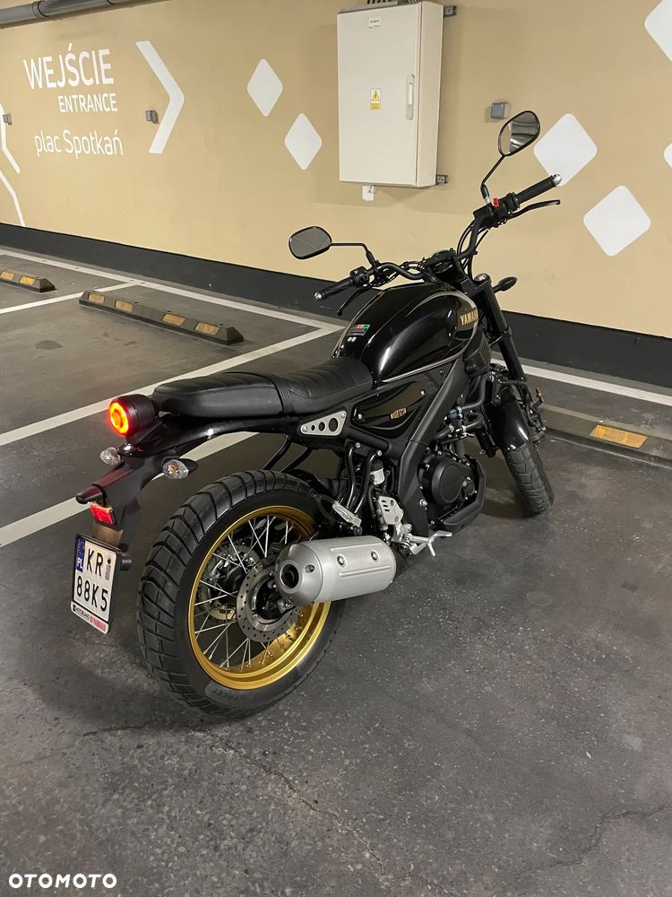 Yamaha XSR - 3