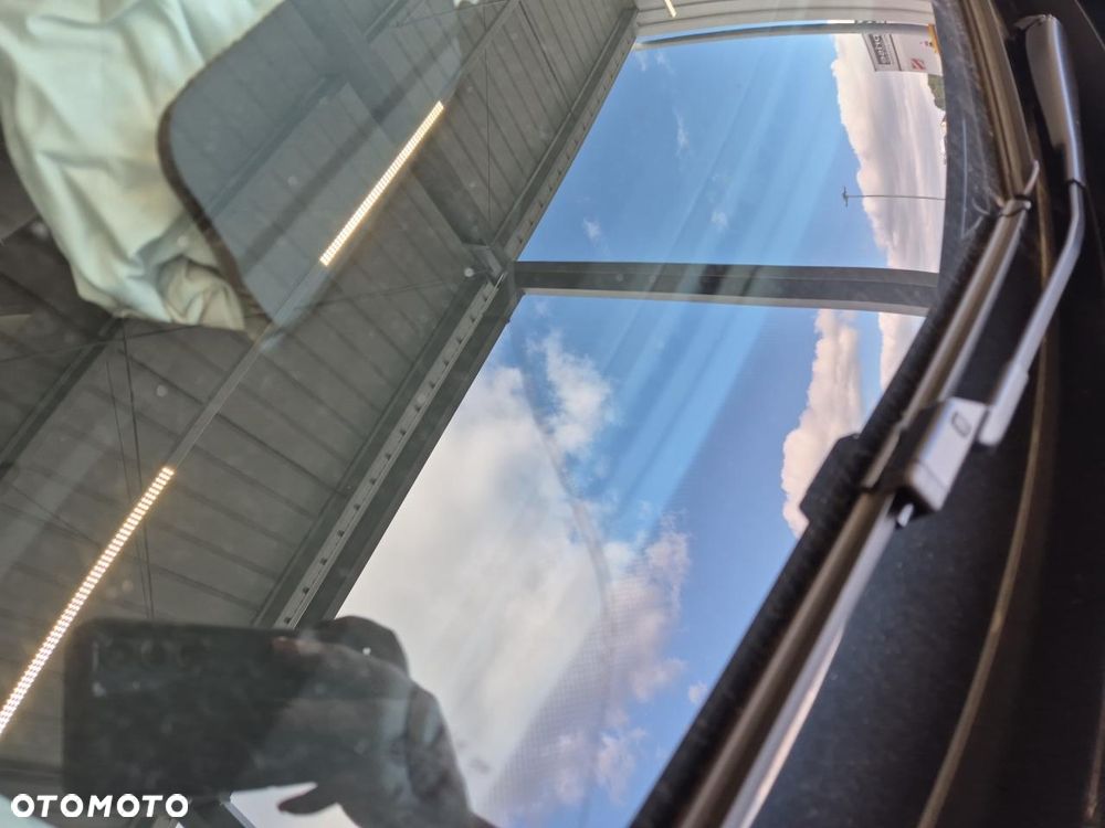 Volkswagen T-Roc - 10