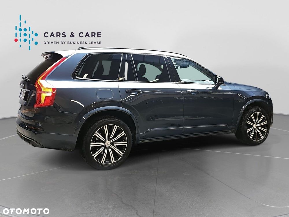 Volvo XC 90 - 22