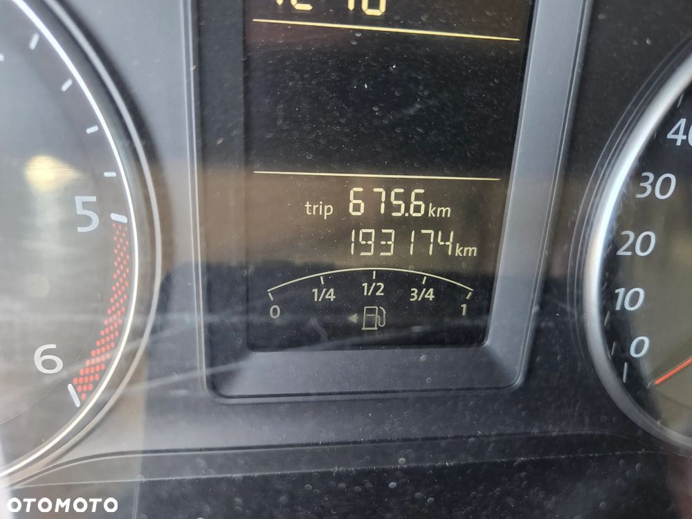 Volkswagen T5 - 11