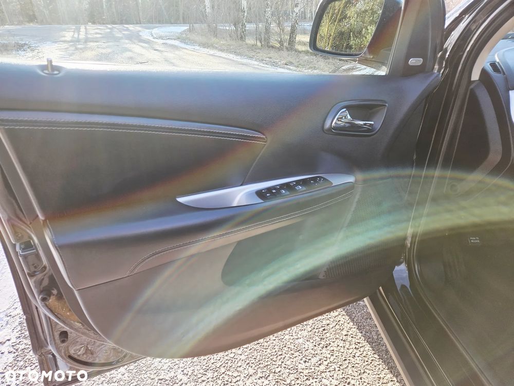 Dodge Journey 2.7 V6 R/T - 21