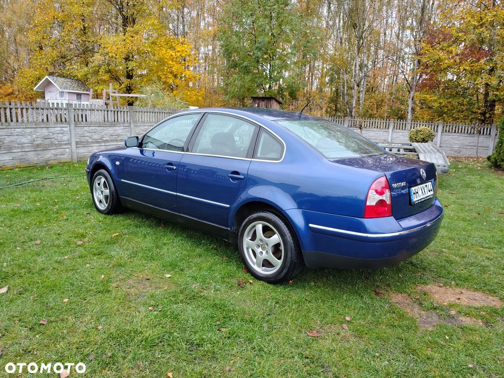 Volkswagen Passat 2002 photo 2