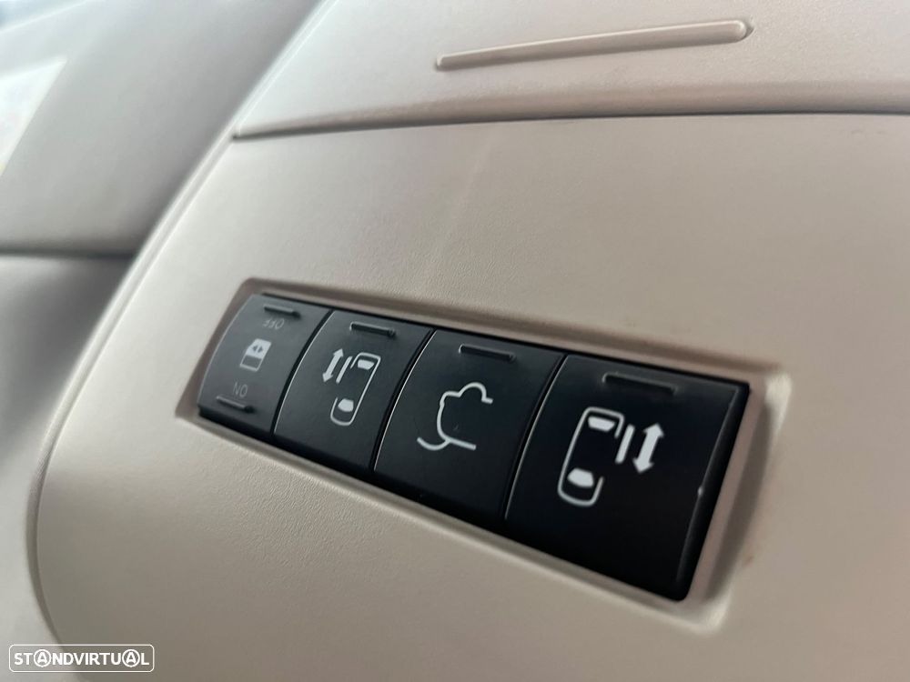 Lancia Voyager 2.8 CRD S - 9