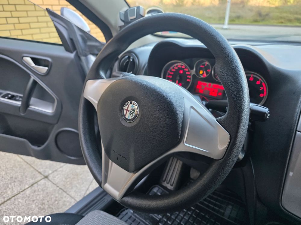 Alfa Romeo Mito 1.4 TB Distinctive - 15