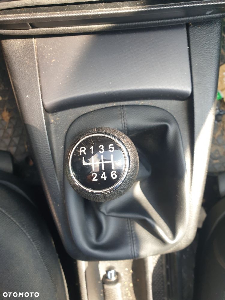 Volkswagen PASSAT B5 1,9 TDI z 2000r 110 KM - 11