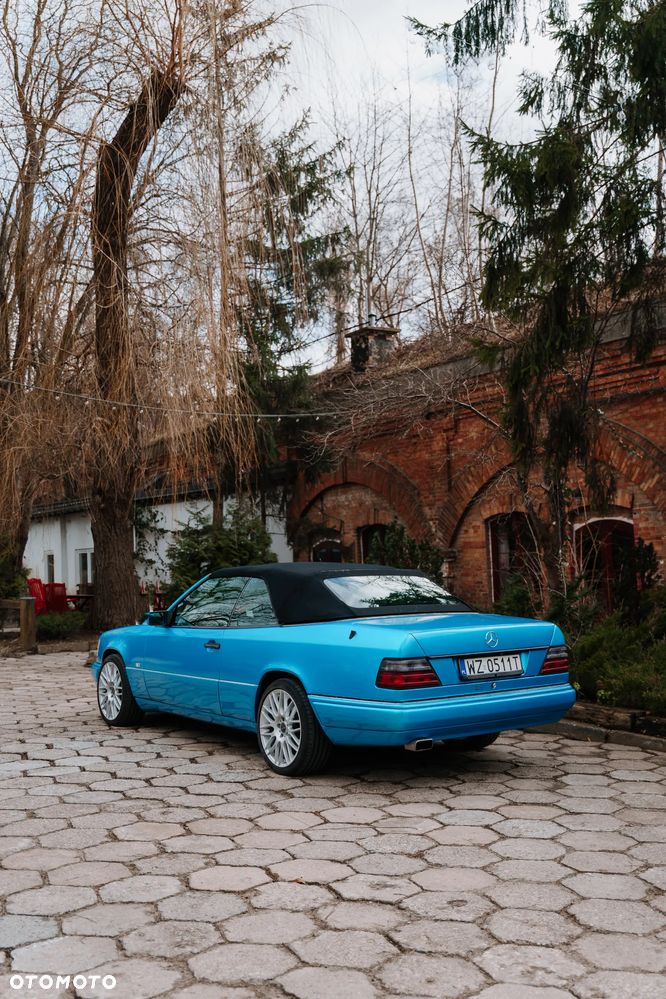 Mercedes-Benz Klasa E 200 - 9
