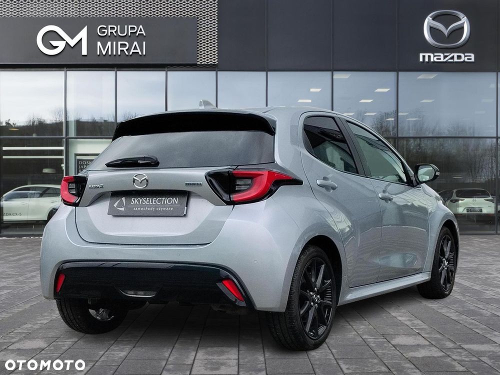 Mazda 2 - 5