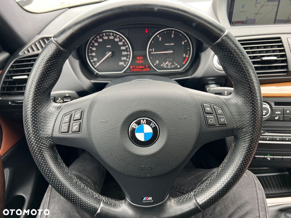 BMW Seria 1 123d - 29